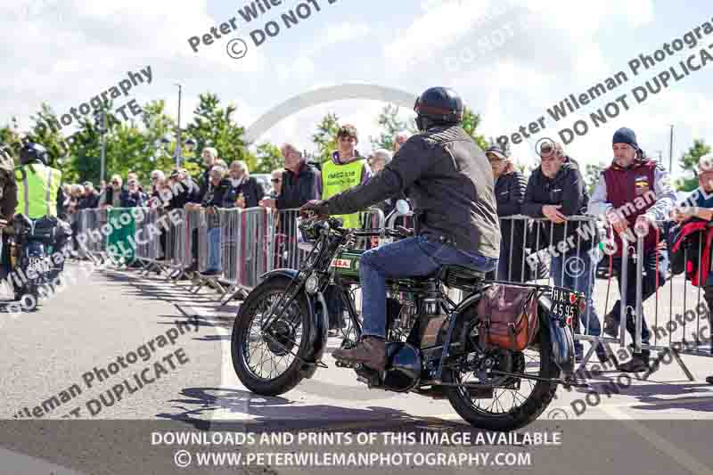 Vintage motorcycle club;eventdigitalimages;no limits trackdays;peter wileman photography;vintage motocycles;vmcc banbury run photographs